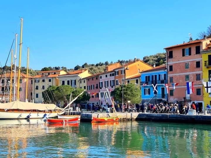 La Nuova Paranza - Le Grazie - Portovenere - Cinque Terre ポルトヴェーネレ エクステリア 写真